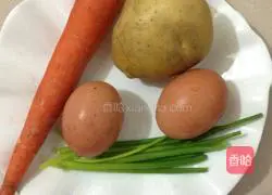 Illustration of how to make carrot and potato pancakes 1