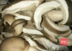 Illustration of how to make spicy pork buns 2