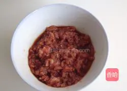 Illustration of how to make tomato beef noodles 2