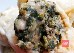 Illustration of how to make purslane meat buns 7