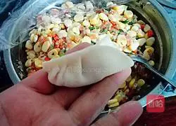 Illustration of how to make dumplings 5