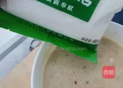 Illustration of how to make leftover porridge pancakes 6