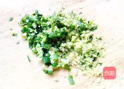 Illustration of how to make gourd egg pancake 5