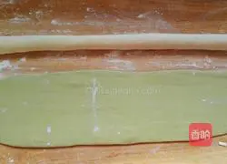 Illustration of how to make rose meat steamed buns (matcha) 6