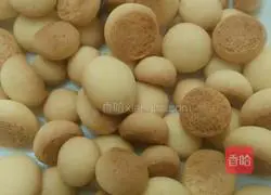 Illustration of how to make Wangzai steamed buns 6