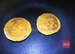 Illustration of making multigrain pancakes 11