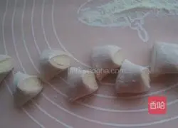 Illustration of making sophora dumplings 11