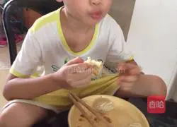 Illustration of how to make dumplings 5