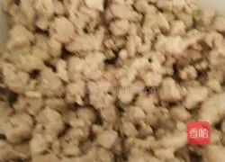  Illustration of how to make green pepper fried rice 1