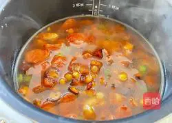 Illustration of how to make sausage braised rice 5