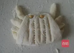 Illustration of how to make crab steamed buns 6