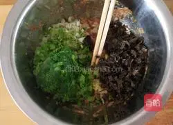 Illustration of making fungus and celery buns 12