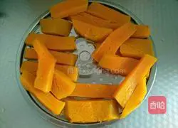 Illustration of how to make colorful steamed buns (pumpkin noodles) 1