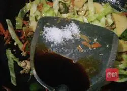 Illustration of how to make noodles 16