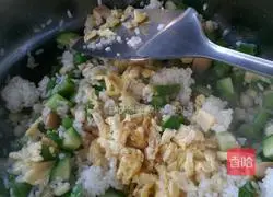 Three Ding Corn Sausage Fried Rice Recipe Illustration 6