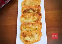 Illustration of how to make pan-fried steamed bun slices 7