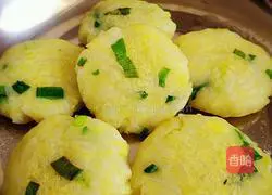 Illustration of how to make mini potato rice cakes 11