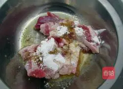 Honey Mustard Lamb Omelette Recipe Illustration 2