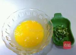 Illustration of how to make shredded potato egg pancake 2