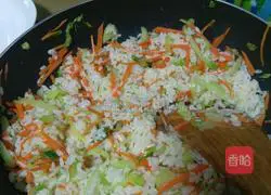 Egg Fried Rice Recipe Illustration 7