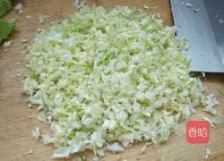 Illustration of how to make cabbage and dumpling stuffing 2