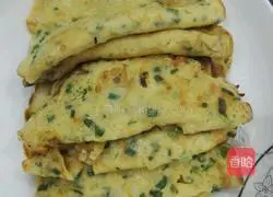 Illustration of how to make scallion pancakes 8