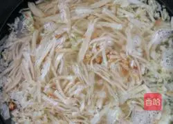 Illustration of making braised pancake 10