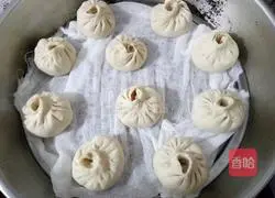 Illustration of how to make coarse grain radish buns 9
