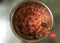 Illustration of how to wrap wontons 4