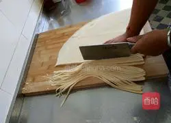 Illustration of hand-rolled noodles 7