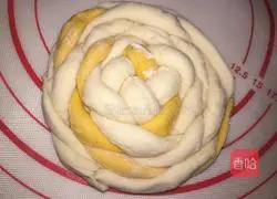 Illustration of how to make colorful hydrangea steamed buns 9