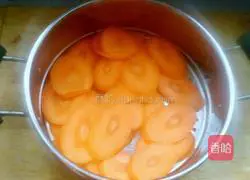 Illustration of how to make beef and carrot dumplings 4