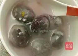 Illustration of how to make crystal purple potato glutinous rice balls 12