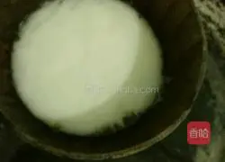 Illustration of how to make egg fried rice 8