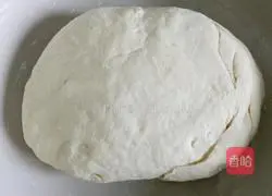 Illustration of how to make leek and egg dumplings 3