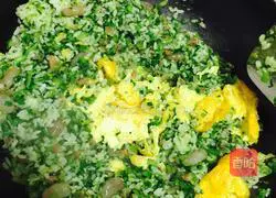 Illustration of how to make shrimp fried rice 12