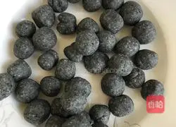 Illustration of making glutinous rice balls 4