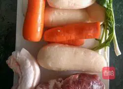 Illustration of how to make dumplings stuffed with pork and lotus root 1