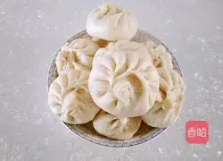 Illustration of how to make vegetarian stuffed buns 16