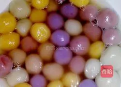 Illustration of how to make homemade colorful glutinous rice balls 7