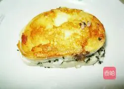 Illustration of how to make fried egg and cheese steamed buns 10