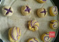 Illustration of how to make purple potato blossom steamed buns 6