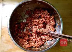 Illustration of how to make Yuanbao dumplings 7