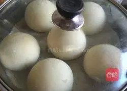 Illustration of how to make steamed buns 20