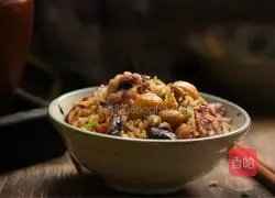 Illustration of braised rice with chestnuts, mushrooms and sausage 6