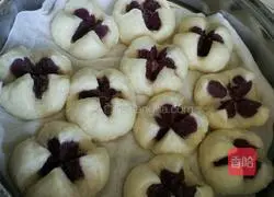 Purple Sweet Potato Flower Steamed Buns Recipe Illustration 8