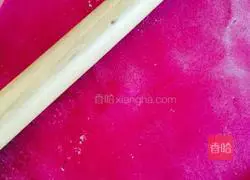 Beetroot noodles Illustration of how to do it 5