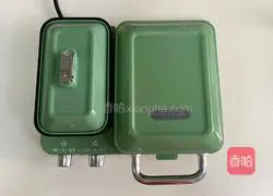 Chocolate Banana Sandwich Recipe Illustration 6