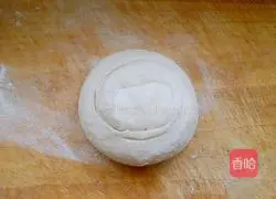 Illustration of how to bake pancakes with sesame oil 4