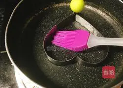 Illustration of how to make poached egg noodles 5